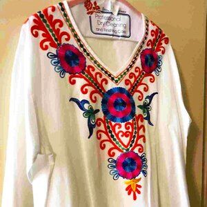 Beautiful Embroidered Blouse size 40